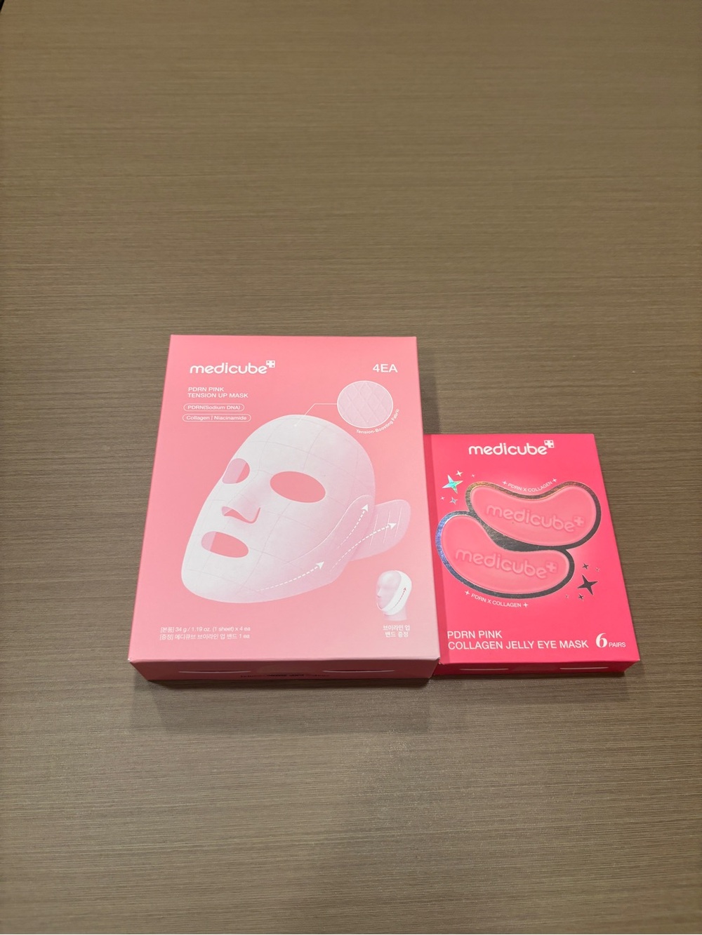 Medicube PDRN Pink Collagen Face & Eye Mask Set